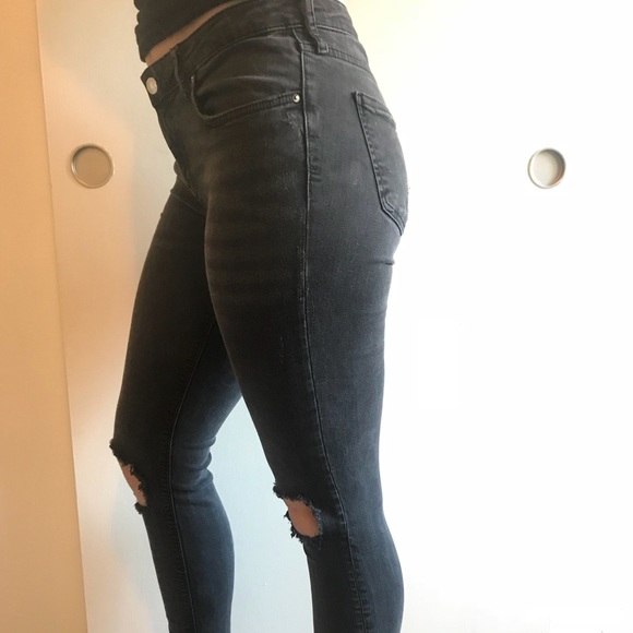 Zara Woman Premium Denim Collection - Picture 2 of 7